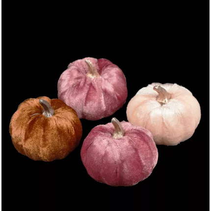 CITROUILLE artificielle velours 7.5 cm  lot de 4 sur fond noir