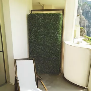 HAIE artificielle BUIS structure métallique 180 cm sur une terrasse