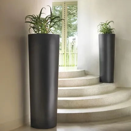 mise en situation Strevi cone 110 ou 145 cm dans une  entrée