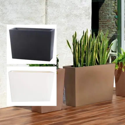 mise en situation Jardinière Strevi cube haute 70 cm Largeur  100 cm sur une terrasse