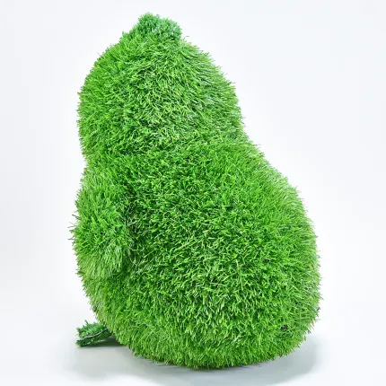 POUSSIN en gazon synthétique 35 cm de dos