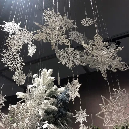 mise en situation  FLOCON Neige artificielle 12 cm par 4 pièces décoration intérieure