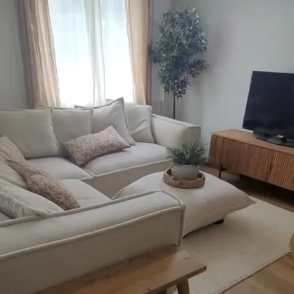 OLIVIER artificiel NATUREL 140 et 170 cm dans un salon