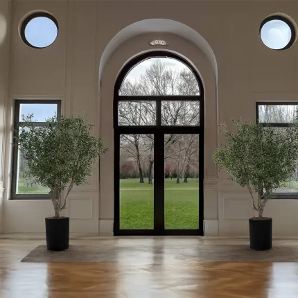 OLIVIER artificiel NEW géant 210 cm dans une entrée dans un château