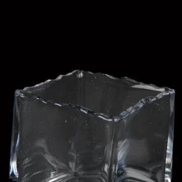 vase cube dentelé 8 x 8 cm  détails