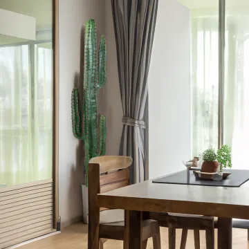 mise en situation CACTUS artificiel MEXICO 150 cm dans un salon