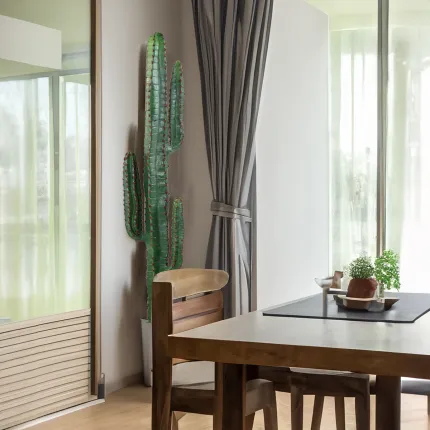 mise en situation CACTUS artificiel MEXICO 150 cm dans un salon