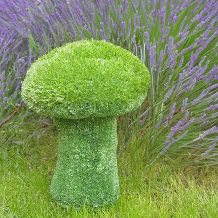 CHAMPIGNON en gazon synthétique 35 cm devant de la lavande