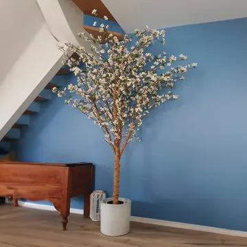 mis en situation CERISIER large artificiel 220 cm dans un salon