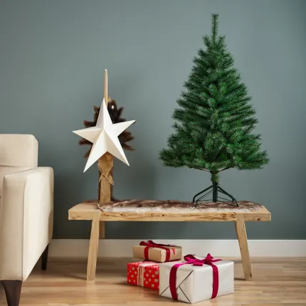 SAPIN artificiel CEDARWOOD 120 cm dans un salon