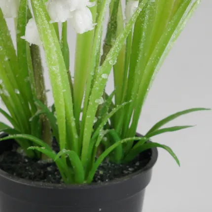 MUGUET artificiel givré en pot 21 cm - base