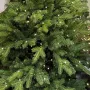 SAPIN artificiel Allison pré-illuminé 180 cm à 240 cm - détail branche