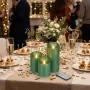 Set de 3 bougies vertes avec flamme LED scintillante et oscillante - mise en situation