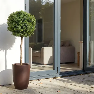 Eucalyptus Plast Tige Artificiel 110 cm - sur une terrasse dans un pot meti